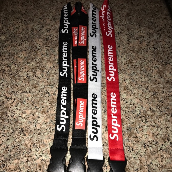 louis vuitton supreme lanyard